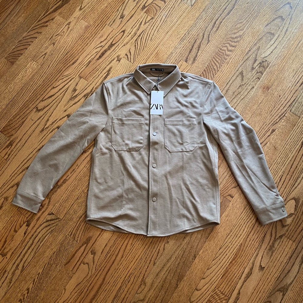 Men’s Medium Zara Beige Tan Khaki Button Up Brand New
